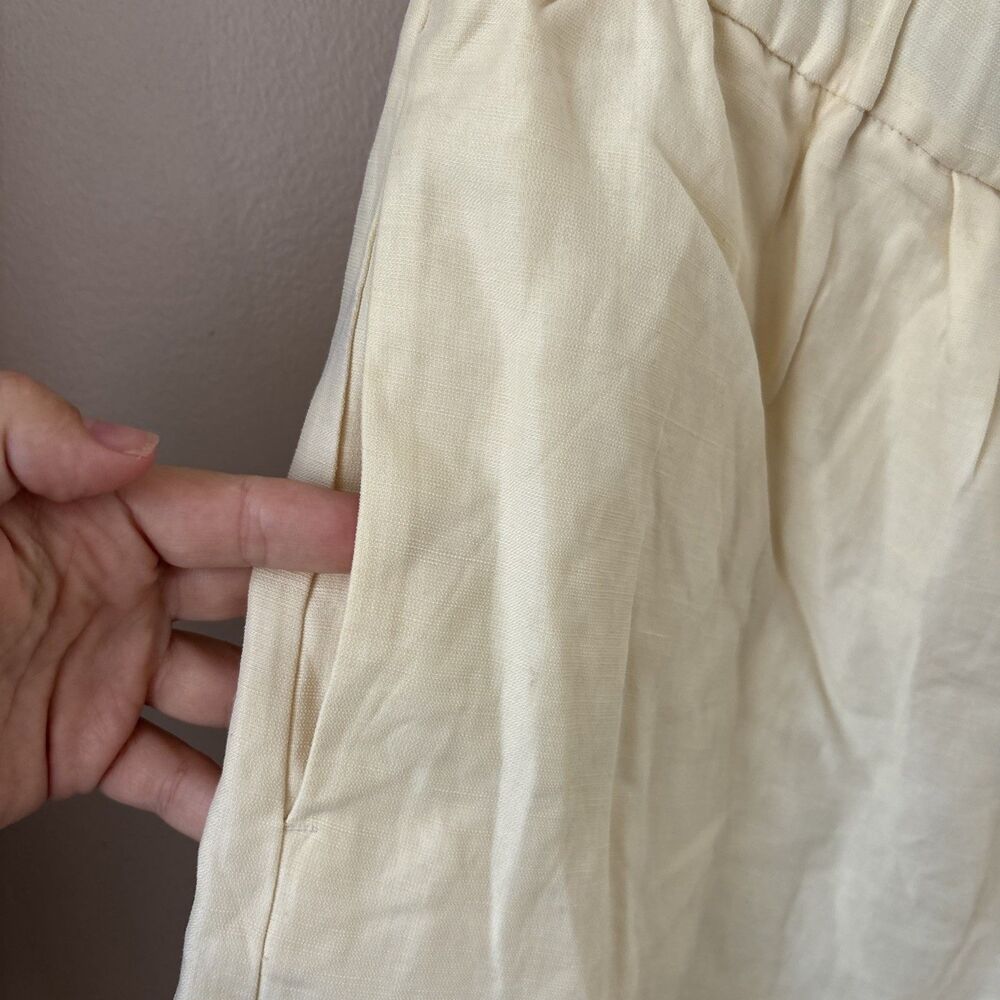 H&M Linen Blend Shorts Womens Light Yellow Elastic Waist Casual Summer - Picture 2 of 7